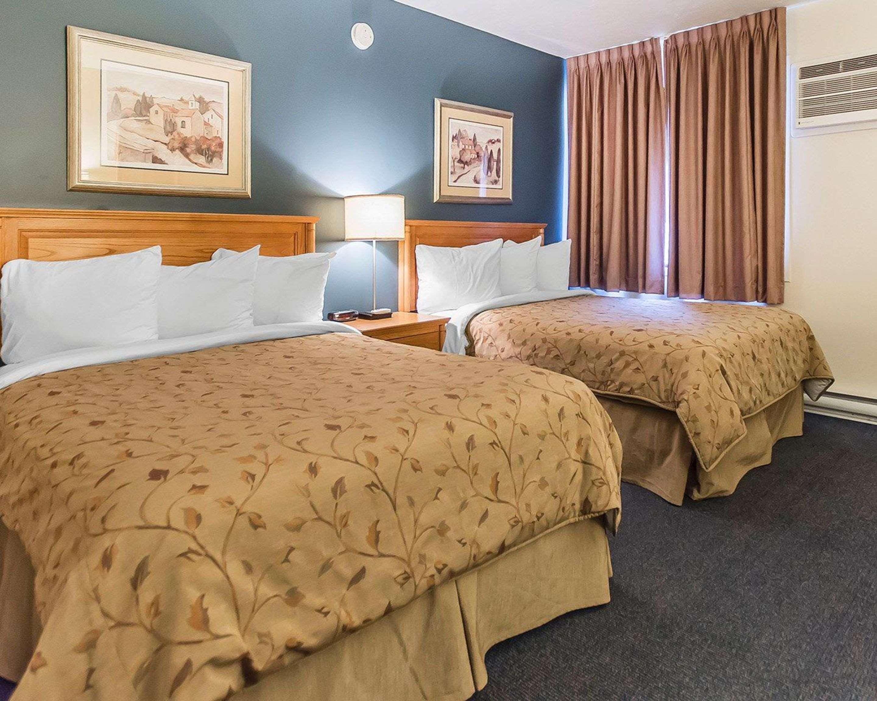Quality Inn Rouyn-Noranda Exterior foto